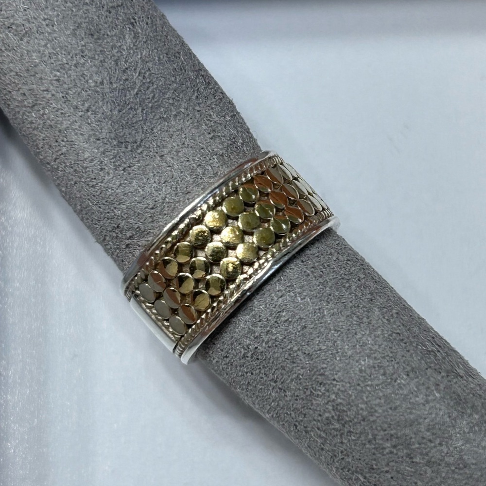 Anna Beck med two toned dotted band